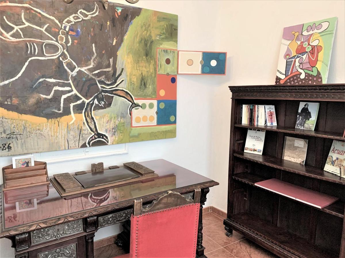 Wide And Traditional- 2Bd 1Bth- Gavidia Seville Exterior photo